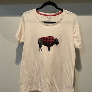 Columbia Graphic Tee!!!